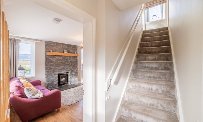 Kelton Cabaña | Jocks Hoose - a cottage that sleeps 4 guests in 2 bedrooms