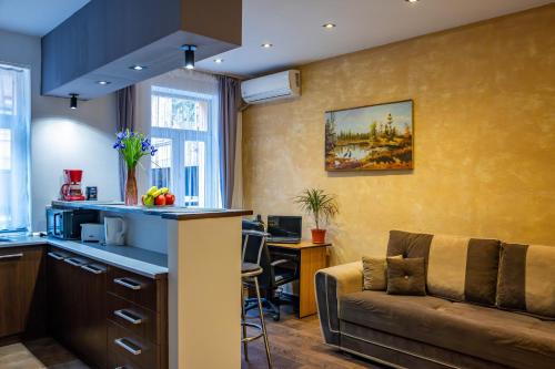 Brasov City Centre Apartamento | John Residence Aparthotel Brasov with Parking Option