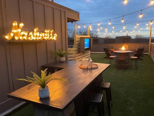 Cleveland Park Casa | Johnny and June House - Walk to Bars Quick Uber to Downtown