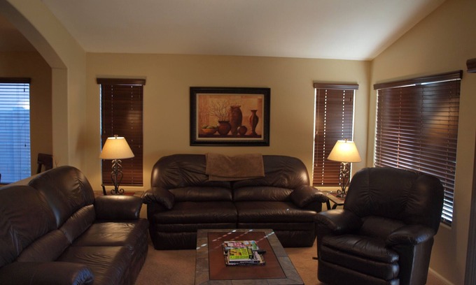 San Tan Valley Casa | JOHNSON RANCH BUNGALOW