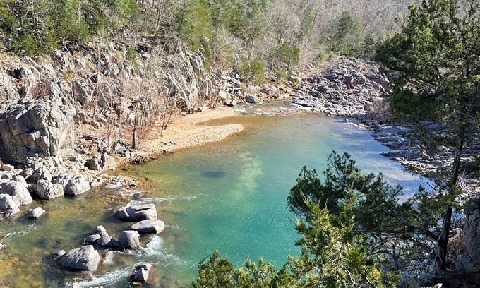 Black Cabina | Johnson's Shut-ins State Park
