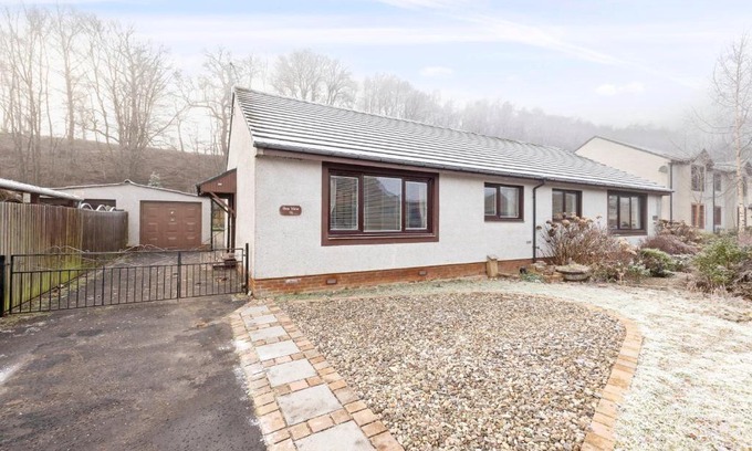 Pitlochry Apartamento | JOIVY Beautiful House with Garden in Pitlochry