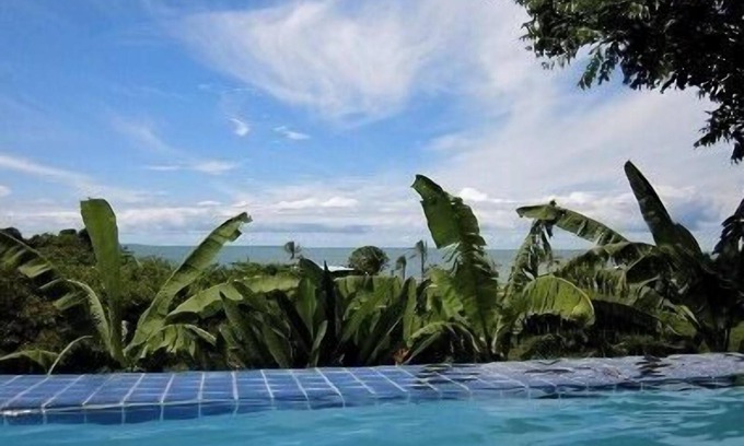 Nueva Gorgona Villa | BUNGALOW DE PLAYA HERMOSA 'JOJO' HIDEAWAY 'CON PISCINA INFINITY, PASOS A LA PLAYA