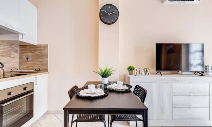 Ciampino Apartamento | Joker House Rome in 15 minutes Station Airport