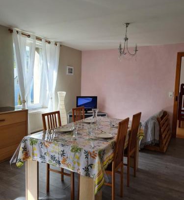 Villars-sous-Dampjoux Apartamento | Joli appartement 4 personnes à la campagne
