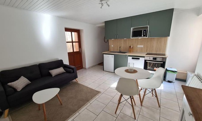 Chalon-sur-Saone Apartamento | Joli appartement avec coin jardin