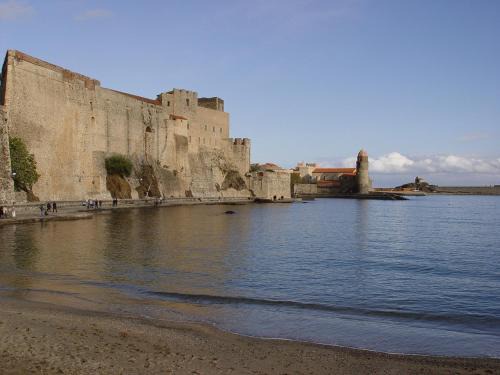 Collioure Apartamento | Joli appartement près plage deux chambres quatre personnes