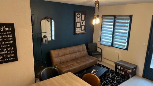 Eu Apartamento | Joli F1 plein centre de la ville royale d EU