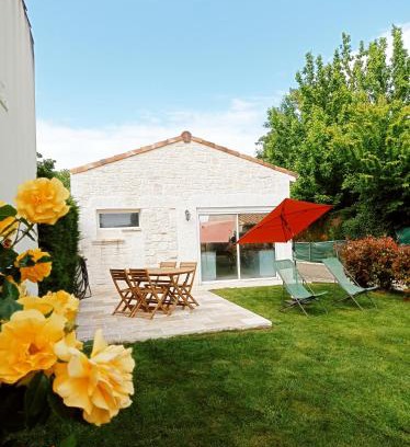 Nerac Apartamento | Joli gîte indépendant au calme tout confort wifi climatisation draps et serviettes incluses parking gratuit