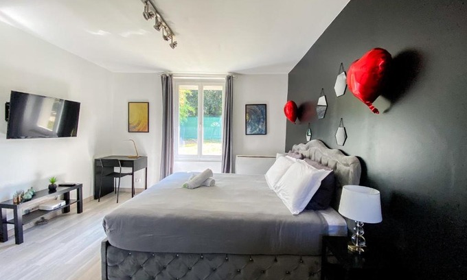 Bretigny-sur-Orge Apartamento | Joli studio avec jardin - Gare RER C -proche PARIS