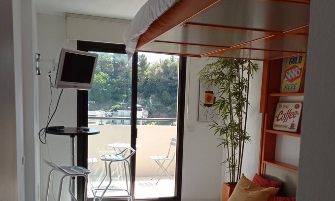 Saint Pierre de Feric Apartamento | Joli Studio vue mer