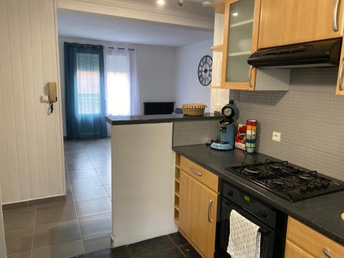 Faubourg Apartamento | Joli T2 Climatisé Nimes proche Gare et centre ville