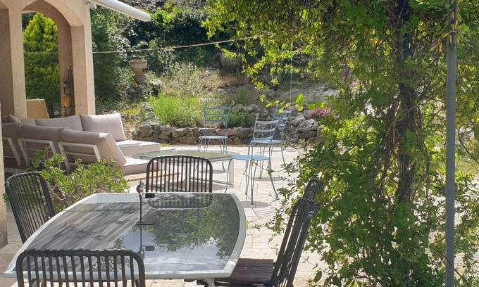 Balazuc Casa | Jolie Maison à 10mn à Pieds de la Rivière Idéal Pour une Famille