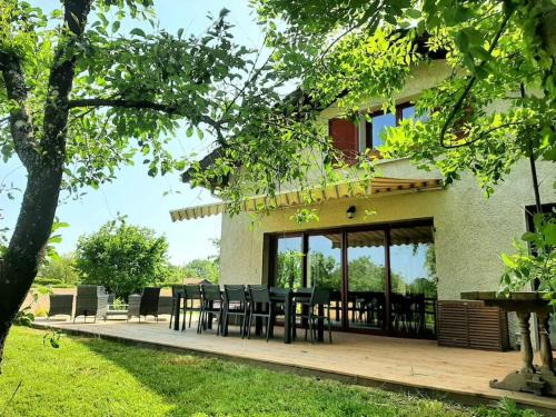 Rhodes Casa | jolie maison de campagne à 100 m de l'étang