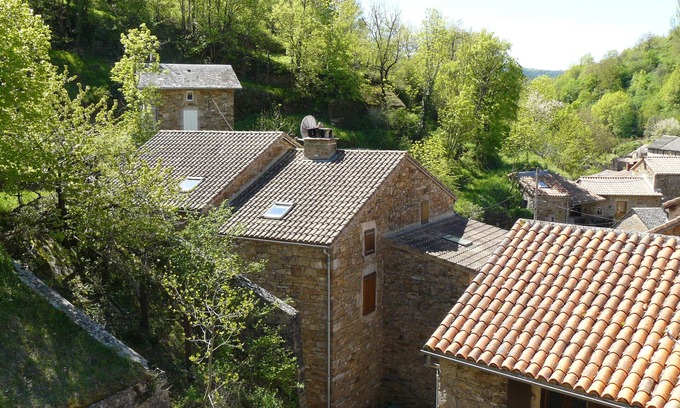 Viala-du-Tarn Casa | Jolie Maison de Village au Cœur des Causses, en Pleine Nature