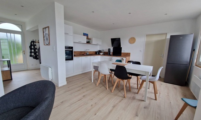 Treffiagat Casa | Jolie Maison Rénovée, à 2 min en Voiture des Plages et du Port du Guilvinec