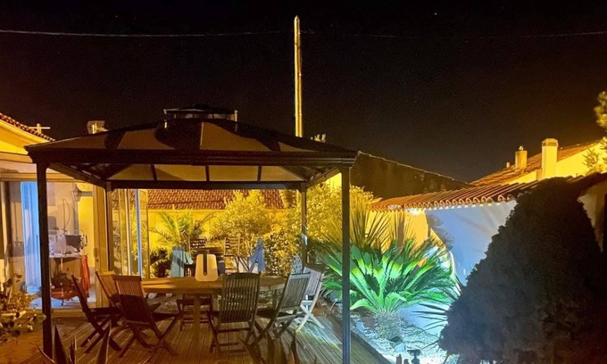 Le Chateau-d'Oleron Villa | Jolie Villa Avec Jacuzzi : "Au P'tit Bonheur"