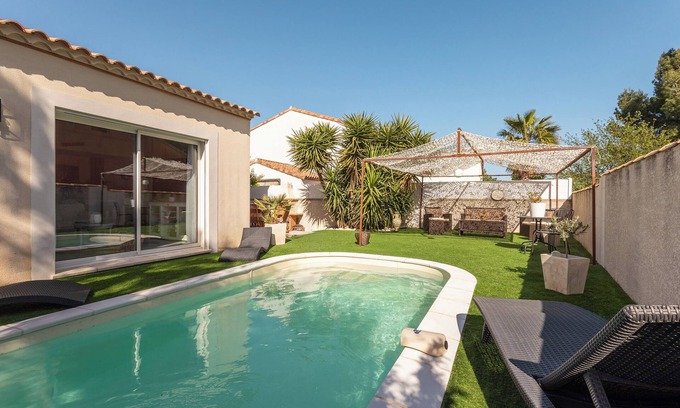 Florensac Casa | Jolie Villa Très Avec Piscine a 15 Minute de la mer (marseillan .cap D'agde