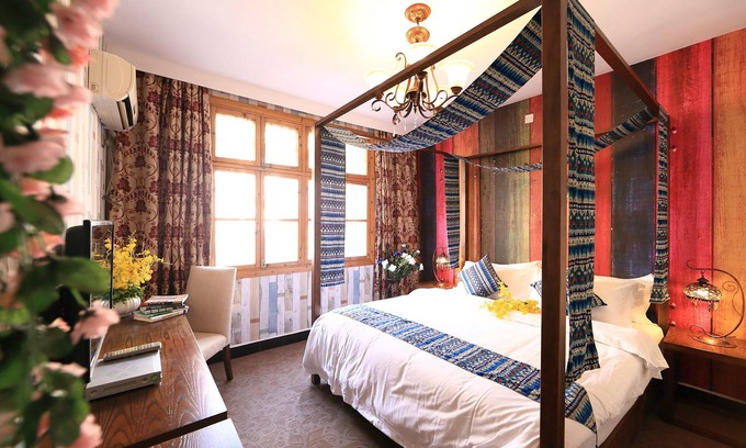 Fenghuang Hotel | JOMO Hotel Fenghuang