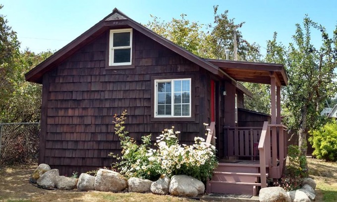 Friday Harbor Casa | Jones Cabin