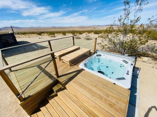 Joshua Tree Casa | Joshua Tree Luxury Home With Hot Tub & views