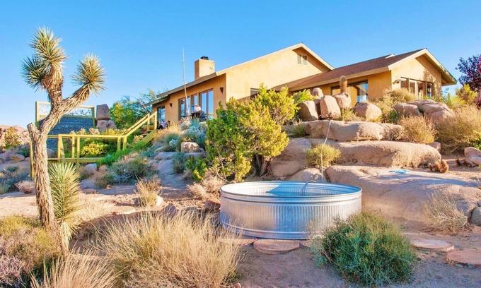 Monument Manor Casa | Joshua Tree Oasis. Ven Actualiza tu Espíritu!