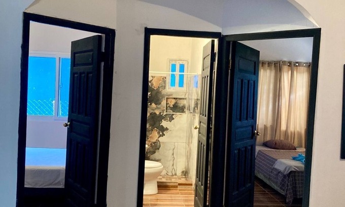 Tela Casa | Joy and peace house a place to stay while you are enjoying our city