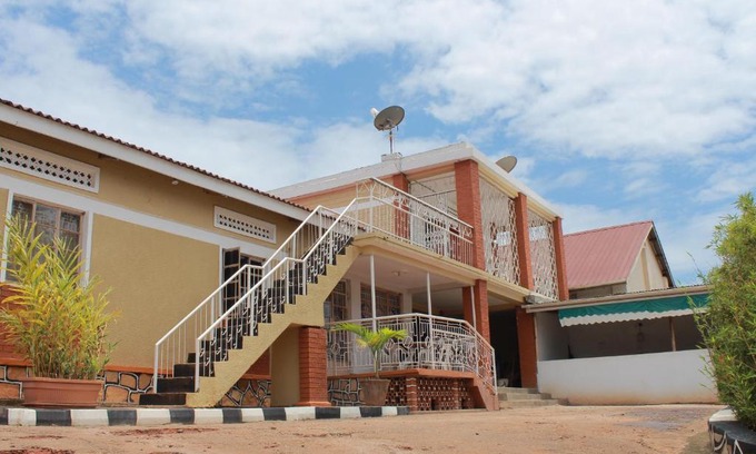 Kampala Hotel | Joyed 3 Motel