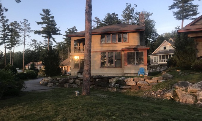 Edgecomb Casa | Joyful Maine Escape: A Three-Bedroom Water View Townhouse