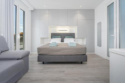 Camara de Lobos Casa | JPL Blue Horizon Residential - Casa Blue B & C