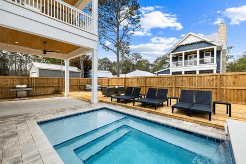San Juan Casa | Juan Fine Day by AvantStay Sleeps 18 Heated Pool Golf Cart