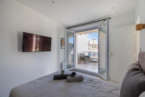 Juan-les-Pins Apartamento | Juan Les Pins ENTRE CIEL ET MER , dernier étage avec terrasse