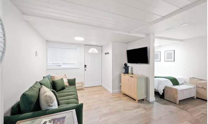 Juanita Apartamento | Juanita Bay Cottages B2