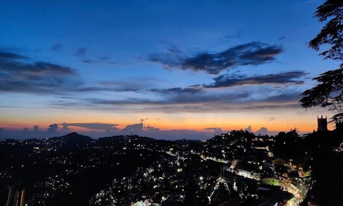 Shoghi Apartamento | Jujurana - Valley View 1BHK Apartment | Wifi, Parking, Balcony | Near Shimla!