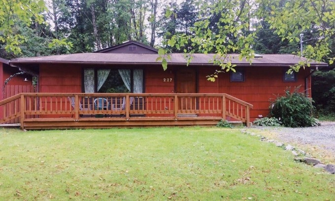 Sitka Casa | Julieann's in Alaska - Home in the Heart of Sitka