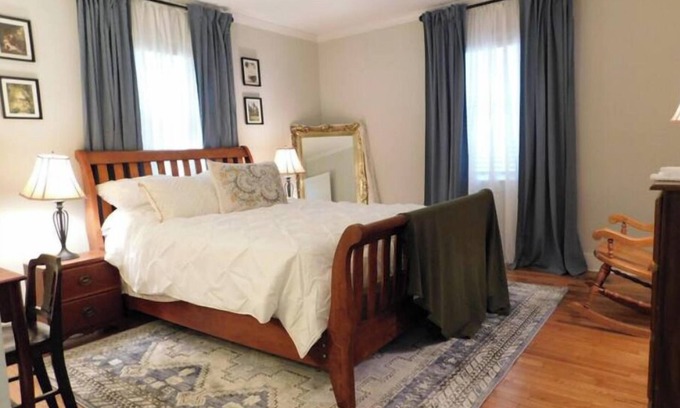 Decatur Casa | Juliet Manor in Historic District