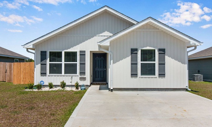 Bagdad Casa | June Bug Summer House