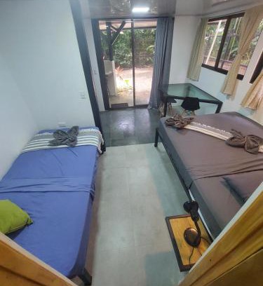 Chiguata Apartamento | Jungle AC Suite for 3-Kitchen-Walk to Playa Chiquita -Villa Toronto