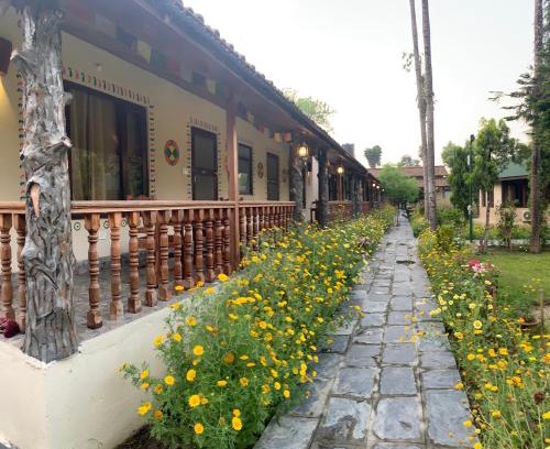 Sauraha Hotel | Jungle Safari Resort