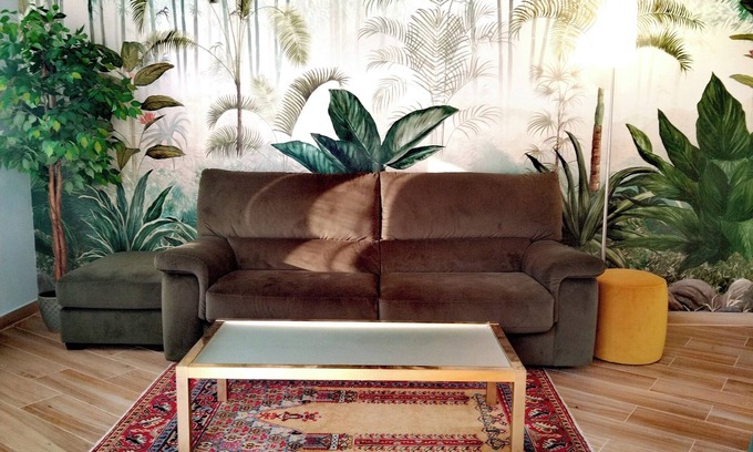 Alessandria Apartamento | Jungle Sunshine Apartment new one-bedroom apartment with balconies, view and wifi, downtown area