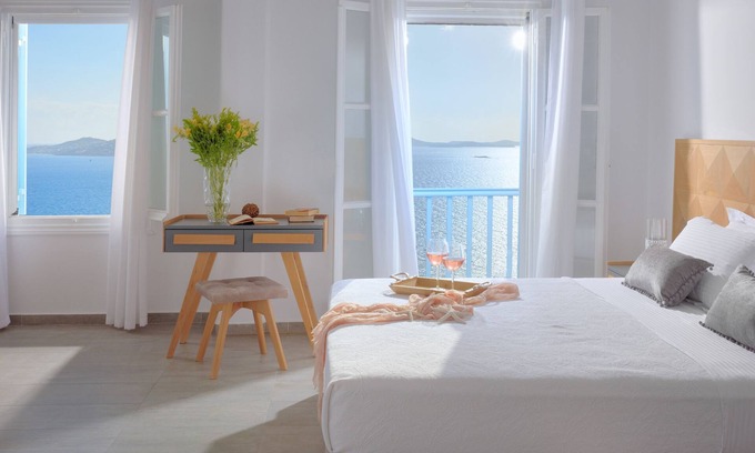 Agios Stefanos Casa | Junior Suite with Sea View