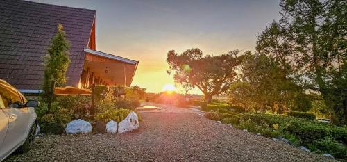 Nanyuki Hotel | Juniper Park Resort