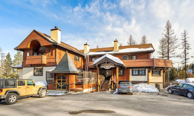 Whitefish Condominio | Juniper Presents: A Whitefish Slopeside Retreat - Ski In, Ski Out Bliss!