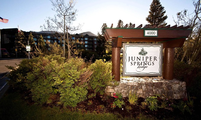 Mammoth Lakes Condominio | Juniper Springs Lodge by Mammoth Five Star