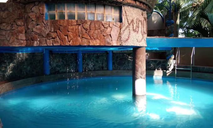 Sariaya Apartamento | Junivsel's Beach House With Private Pool