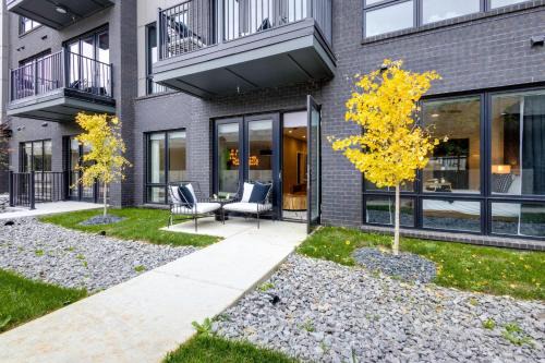 West End Casa | Jupiter - Odyssey - Heart of Midtown