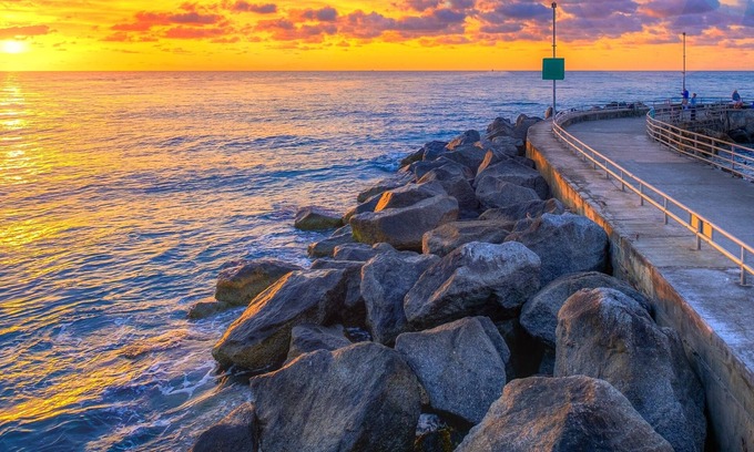Bella Vista Condominio | JupRent's - Ocean Walk Paradise - 3Bed/3Bath - Close to everything in Jupiter!