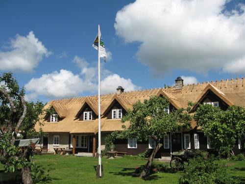 Upa Casa | Jurna Recreation Farm