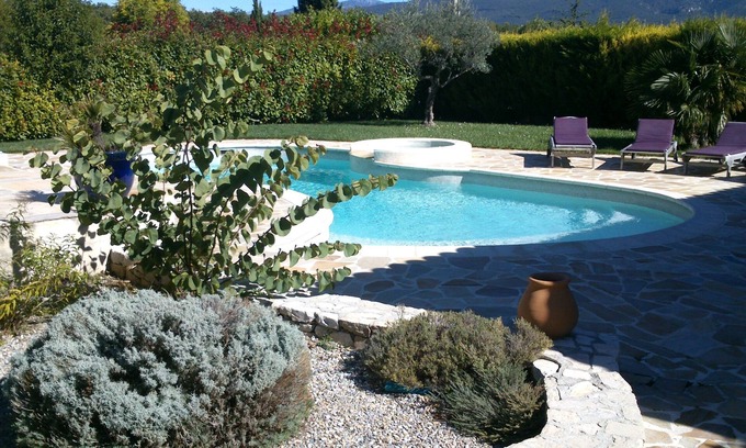 Regusse Villa | Just 10 minutes from the Gorges du Verdon! Beautiful and spacious villa with swimming pool