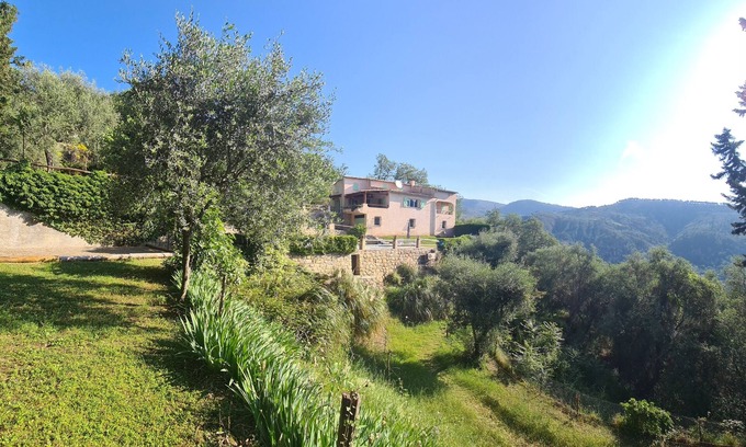 Coaraze Villa | Villa de 3 dormitorios con magníficas vistas a la montaña cerca de Niza y Mónaco